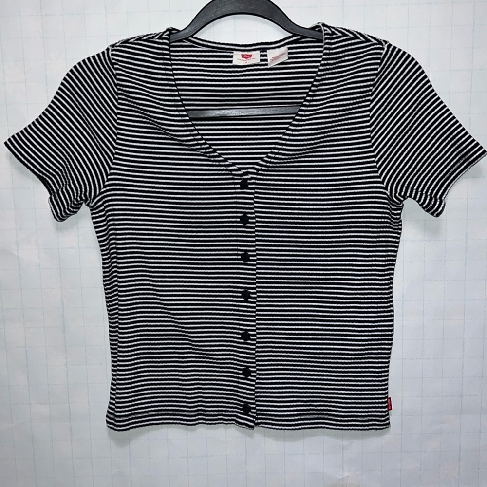 Strip shirt